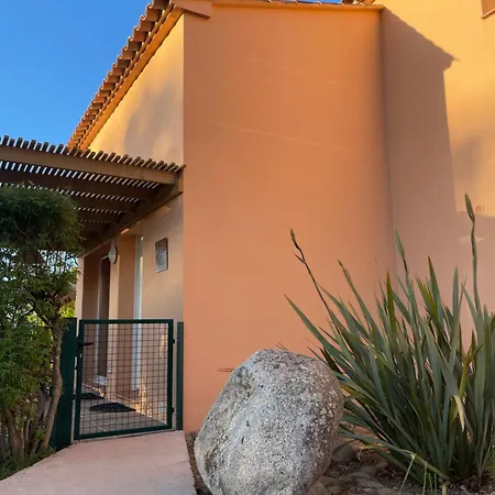 A Casa Di Lo Hébergement de vacances Lecci