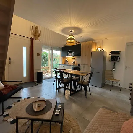 A Casa Di Lo * לצ'י